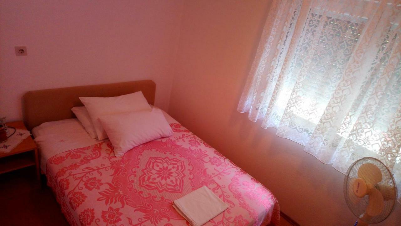 Apartmani Nimcevic Biograd Na Moru Bagian luar foto