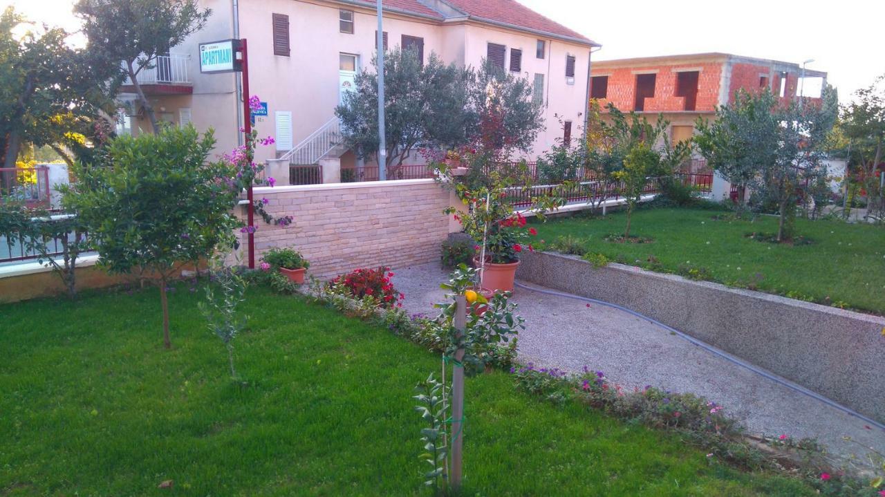 Apartmani Nimcevic Biograd Na Moru Bagian luar foto