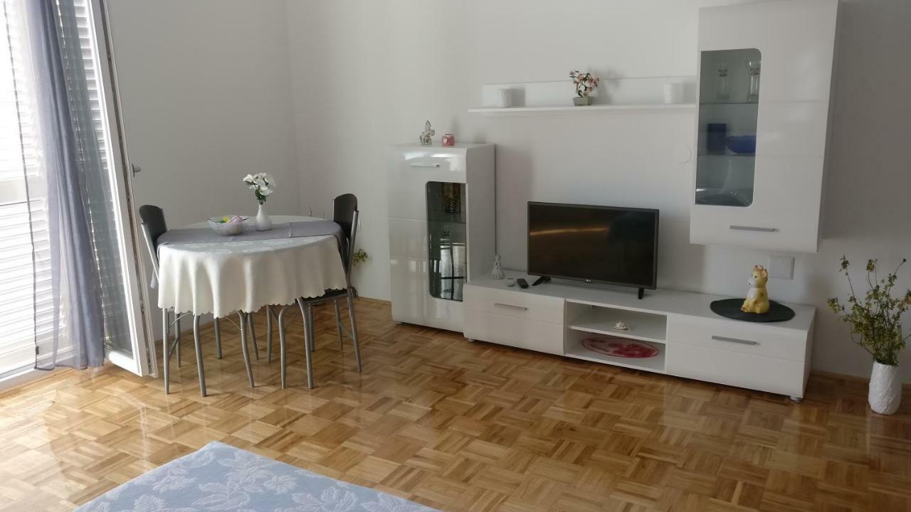 Apartmani Nimcevic Biograd Na Moru Bagian luar foto